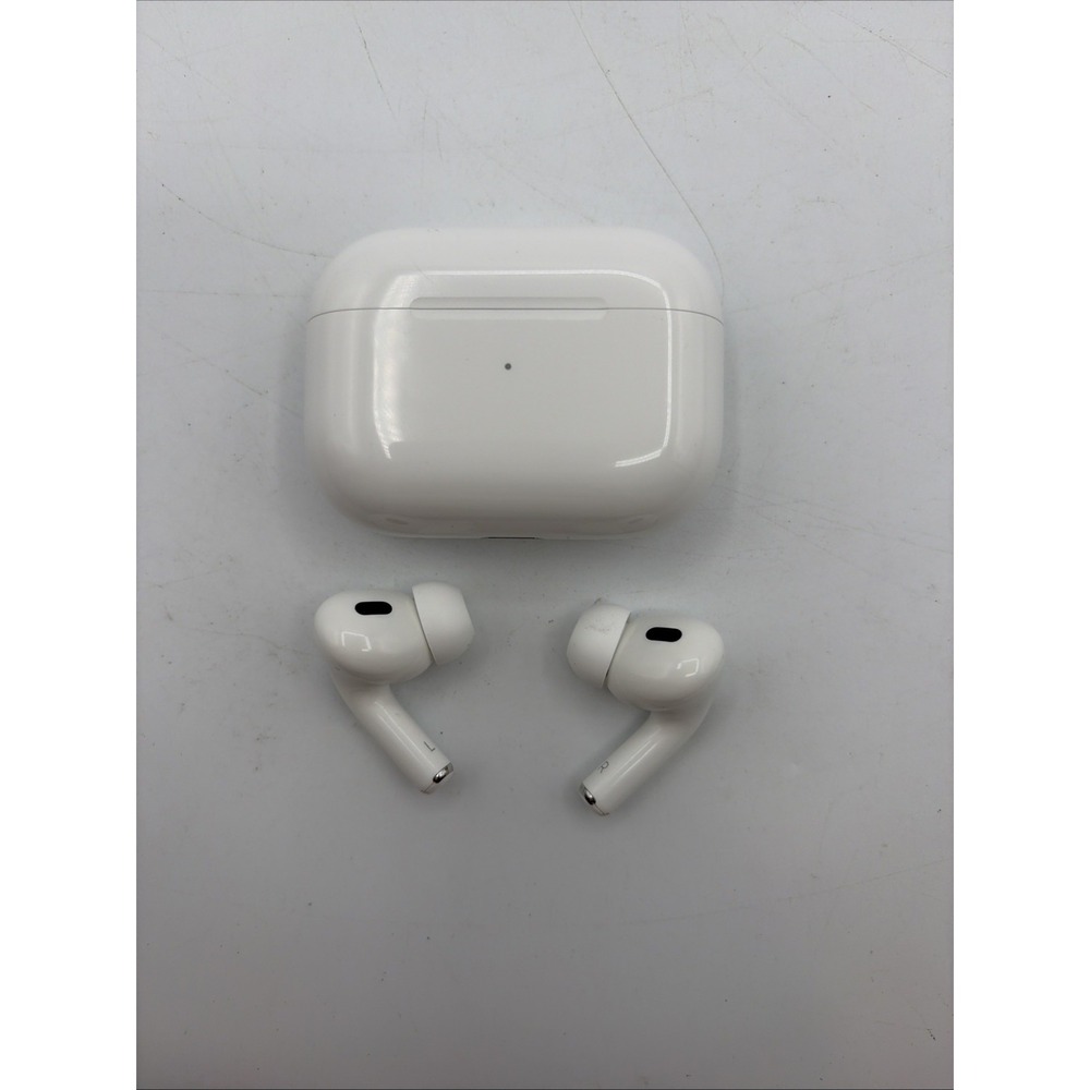 Apple AirPods Pro 2nd Gen USB-C MagSafe Charging Case White A2968 A3047 A3048